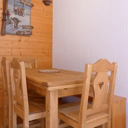 Daire 2 Pieces Avec Coin Montagne, Calme Et Ideal Pour Famille, Proche Pistes Aux Allues - Fr-1-182-66 *